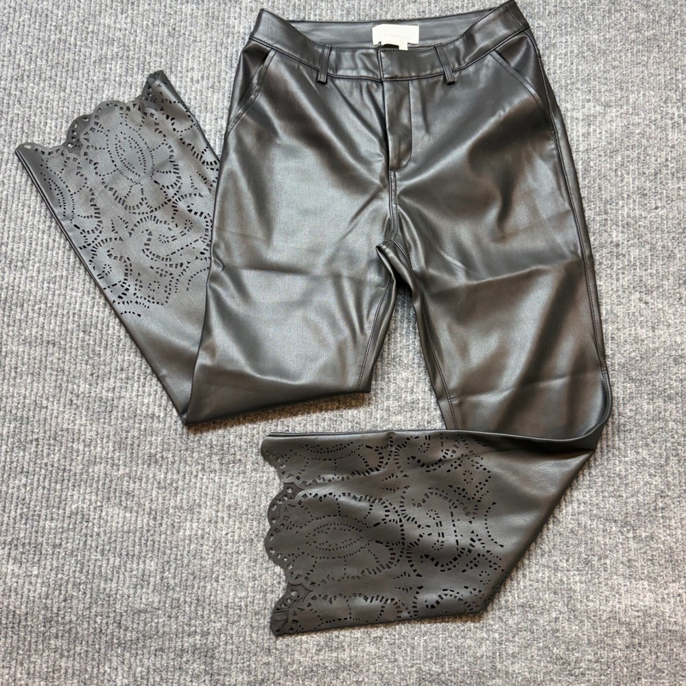 Anthropologie Black Faux Leather Trousers 0 Scallop Hem Chic Luxe‎ Ankle Pants